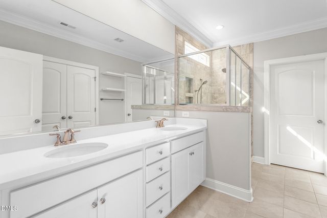 138 Dunvegan Lane, Burlington, NC 27215