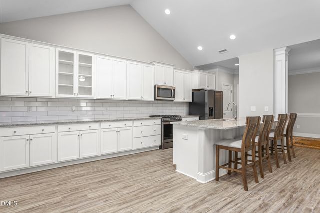 138 Dunvegan Lane, Burlington, NC 27215