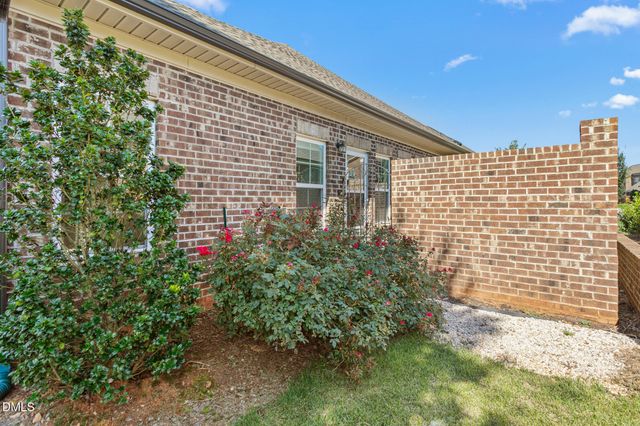 138 Dunvegan Lane, Burlington, NC 27215