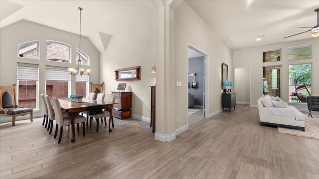 18828 Collins View Drive, New Caney, TX 77357