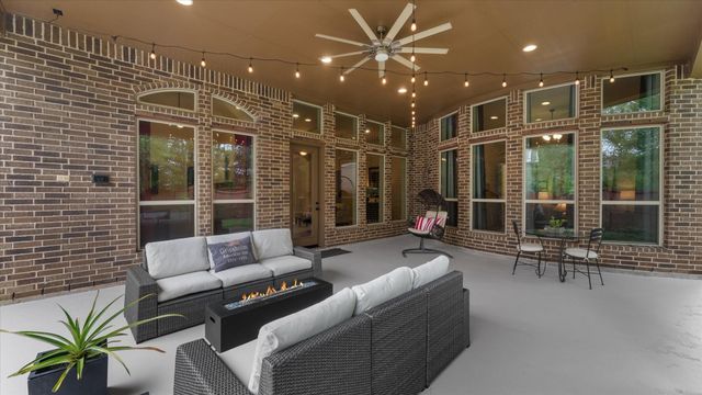 18828 Collins View Drive, New Caney, TX 77357