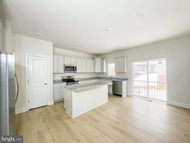 5526 ABERDEEN PL, White Plains, MD 20695