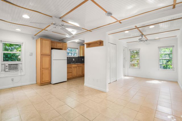 310 Columbia Drive 2, Lake Worth Beach, FL 33460