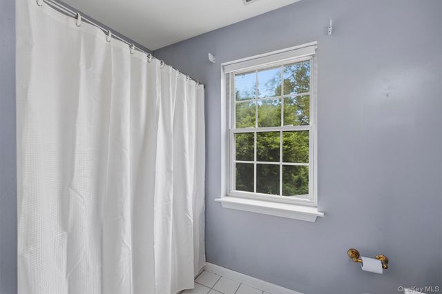 133 Scenic Drive W, Croton-on-hudson, NY 10520