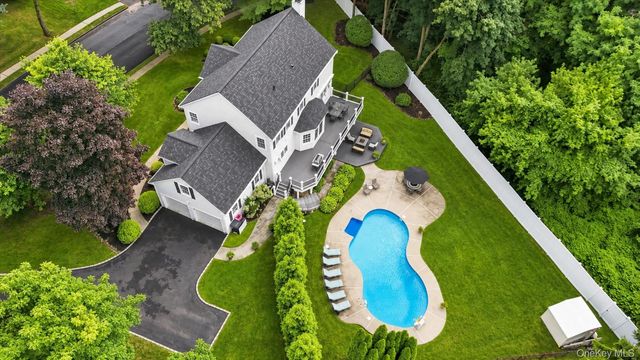 133 Scenic Drive W, Croton-on-hudson, NY 10520