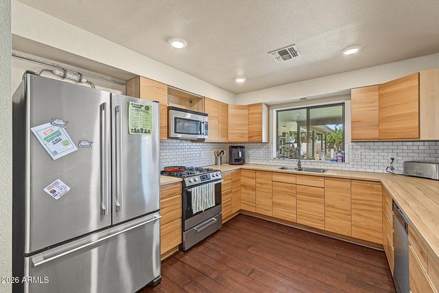 1918 E INCA Circle, Mesa, AZ 85203