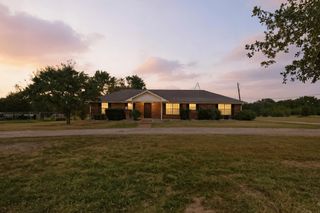 242 Tulum Lane, China Spring, TX 76633