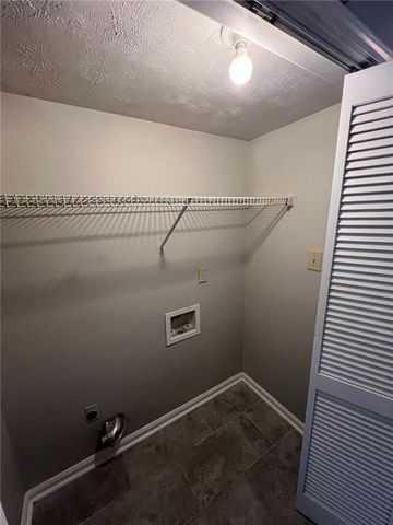 2180 Kings Gate Circle B, Snellville, GA 30078