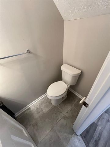 2180 Kings Gate Circle B, Snellville, GA 30078