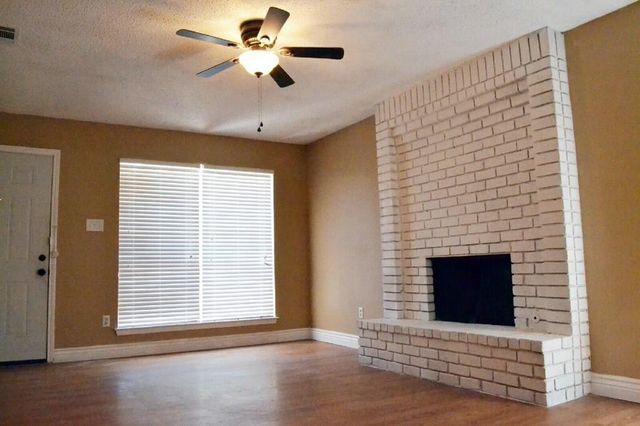 1801 Mearns Meadow BLVD A, Austin, TX 78758