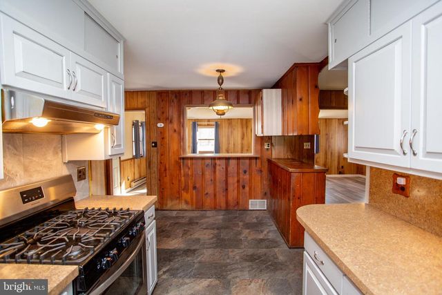 2114 CHESTNUT, Norristown, PA 19403