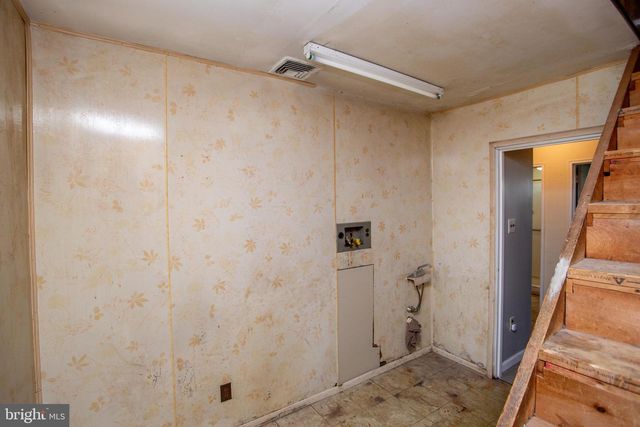 2114 CHESTNUT, Norristown, PA 19403