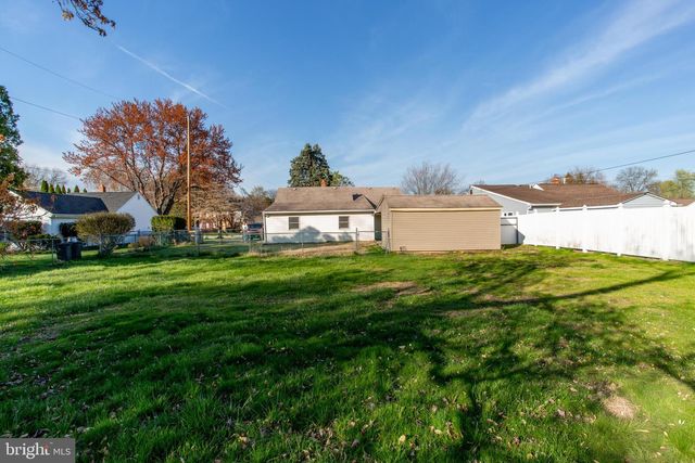 2114 CHESTNUT, Norristown, PA 19403