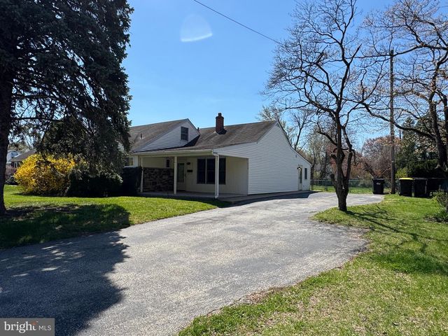 2114 CHESTNUT, Norristown, PA 19403