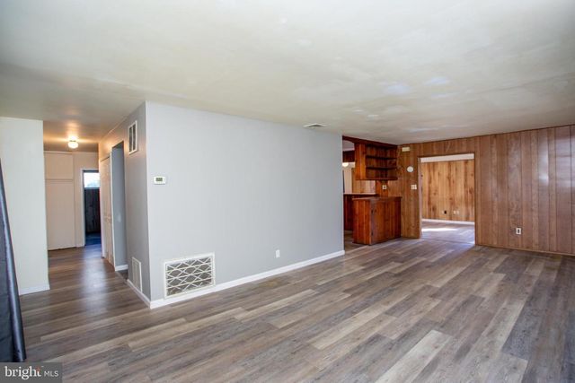 2114 CHESTNUT, Norristown, PA 19403