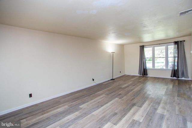 2114 CHESTNUT, Norristown, PA 19403