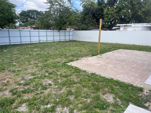 115 NW 120th St, North Miami, FL 33168