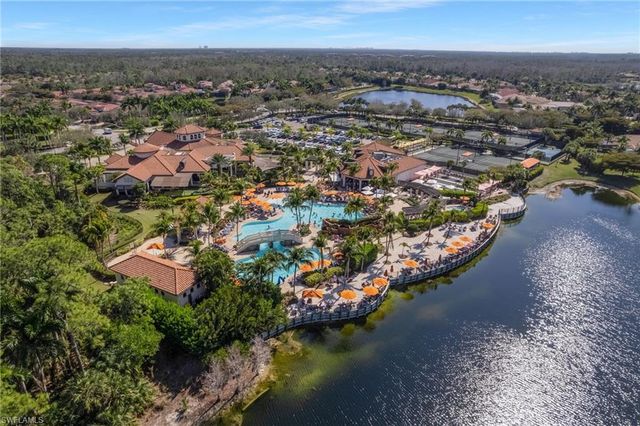 9484 Casoria CT # 202, Naples, FL 34113