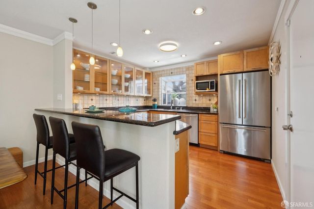 275 Fairlawn Avenue, Daly City, CA 94015