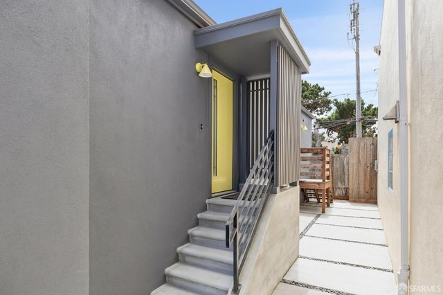 275 Fairlawn Avenue, Daly City, CA 94015