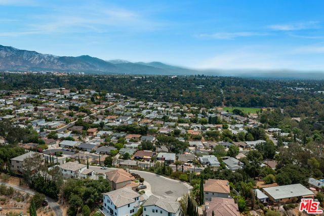 936 N Staley Lane, Los Angeles, CA 90042