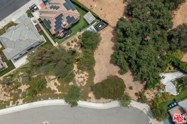 936 N Staley Lane, Los Angeles, CA 90042