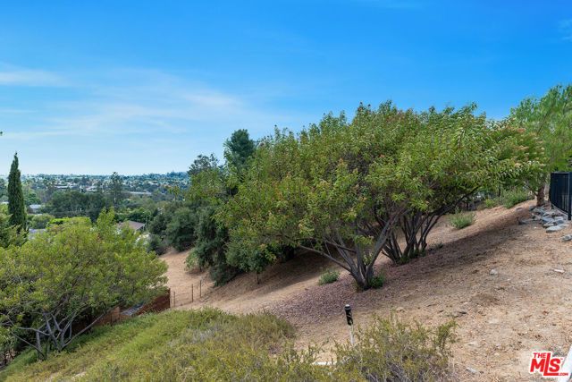 936 N Staley Lane, Los Angeles, CA 90042