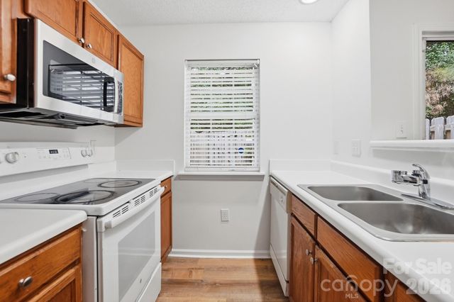 15536 Asterwind Court, Charlotte, NC 28277
