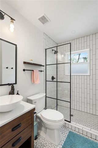 1387 Woodland Hills Drive NE, Atlanta, GA 30324