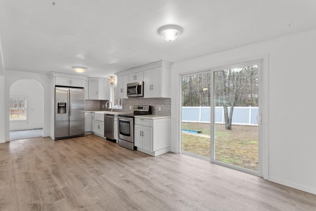 33 State Route 101A, Amherst, NH 03031