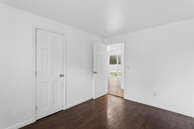 33 State Route 101A, Amherst, NH 03031