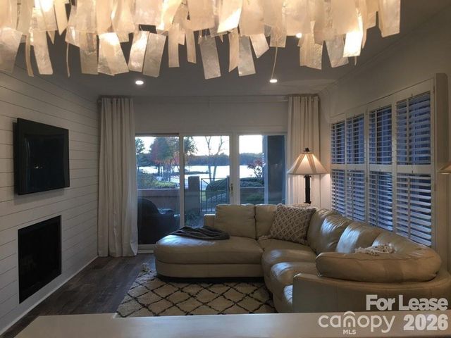 646 Portside Drive, Davidson, NC 28036
