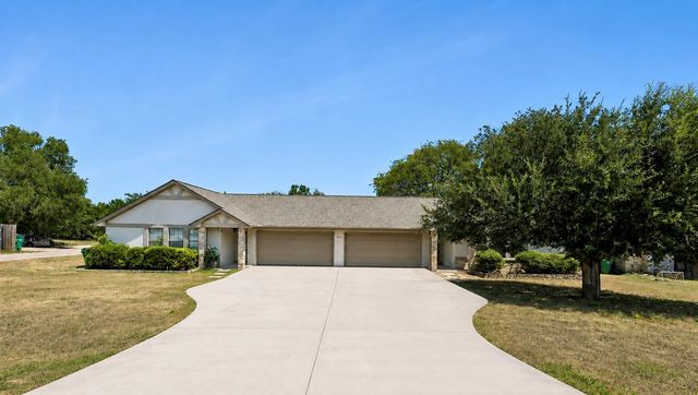 5603 Thunderbird ST B, Lago Vista, TX 78645