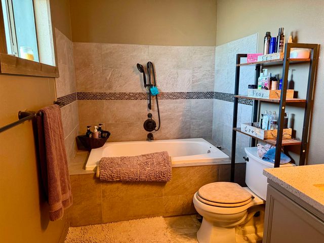 7302 E BIGELOW GULCH Rd, Spokane, WA 99217