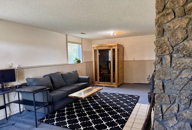 7302 E BIGELOW GULCH Rd, Spokane, WA 99217