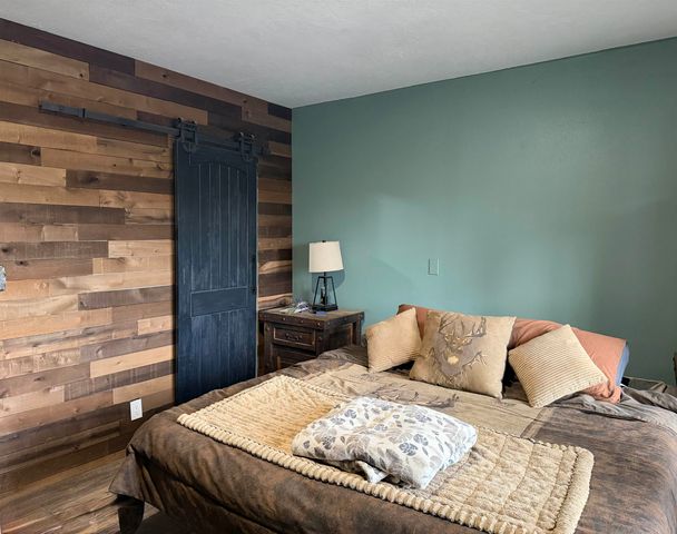 7302 E BIGELOW GULCH Rd, Spokane, WA 99217