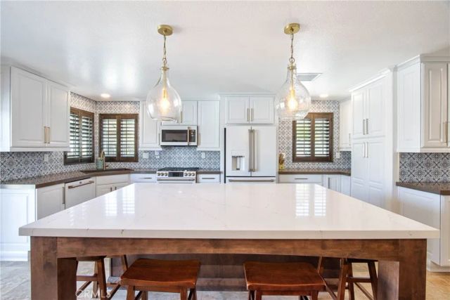 37283 Fallsgrove, Murrieta, CA 92563