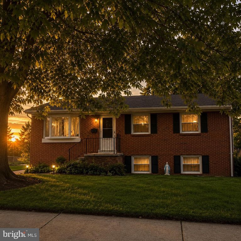 1904 STAFFORD ST, Woodbridge, VA 22191
