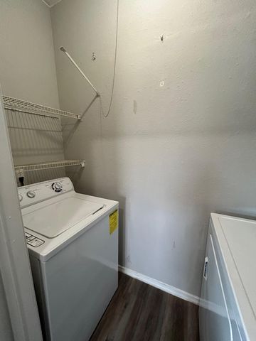 12166 Metric BLVD 277, Austin, TX 78758