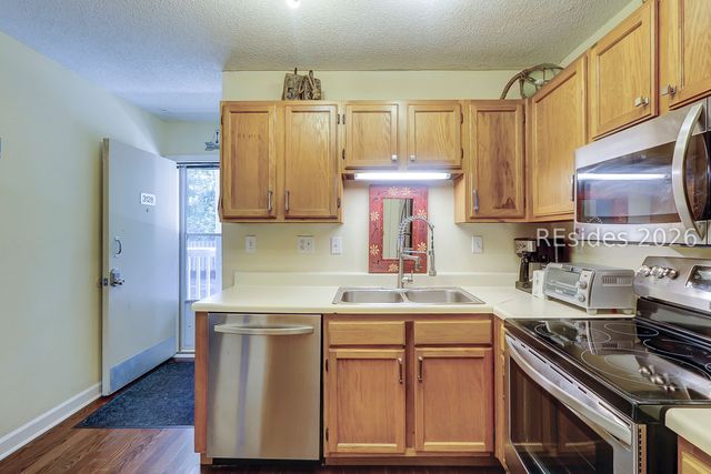 239 Beach City Rd Apt 3128, Hilton Head Island, SC 29926