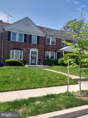 2220 BRADDISH AVE, Baltimore, MD 21216