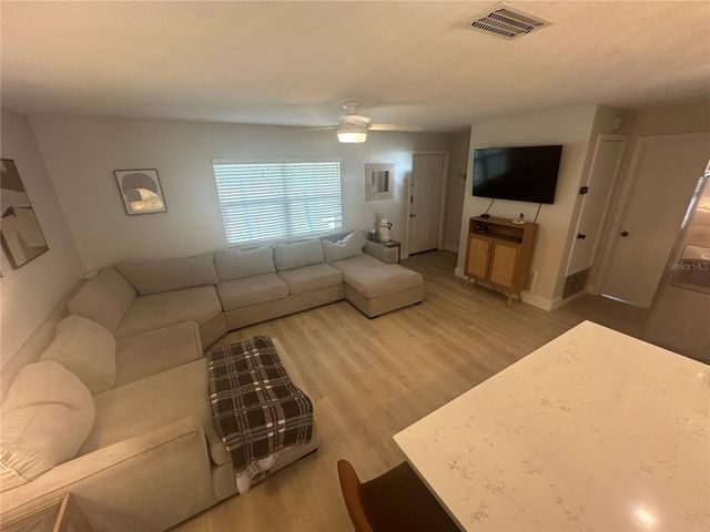 650 W MINNESOTA AVENUE, Deland, FL 32720