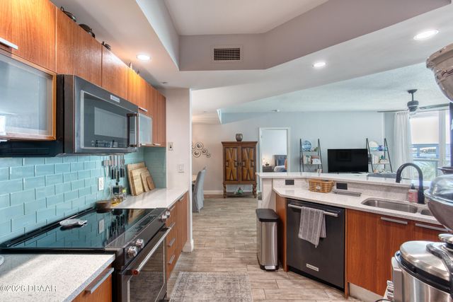 241 Riverside Dr Unit 405, Holly Hill, FL 32117