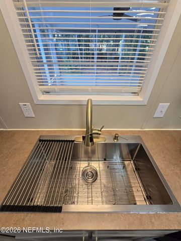 229 DOLPHIN Circle, Middleburg, FL 32068