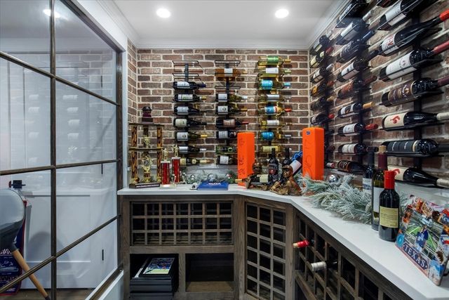 35 Spinnaker Dr W, Mashpee, MA 02649