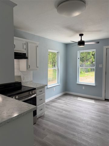 2724 Gurley Avenue, Waco, TX 76711