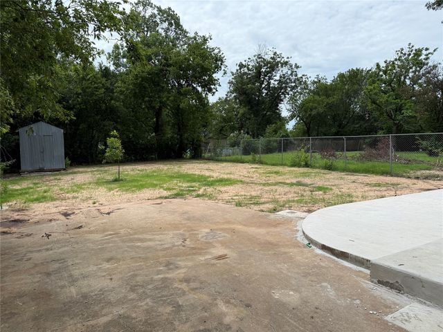 2724 Gurley Avenue, Waco, TX 76711