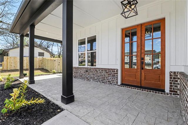 1031 Grayson Highway, Lawrenceville, GA 30045