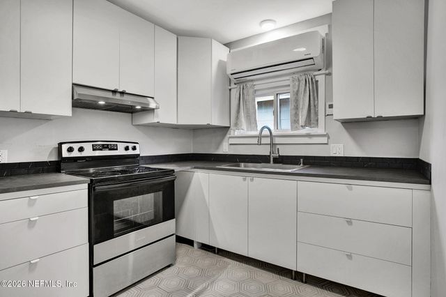 315 15TH Avenue N, Jacksonville Beach, FL 32250