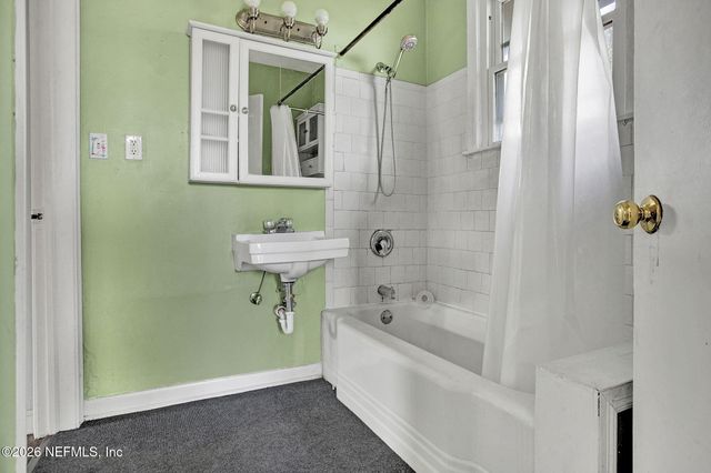 315 15TH Avenue N, Jacksonville Beach, FL 32250